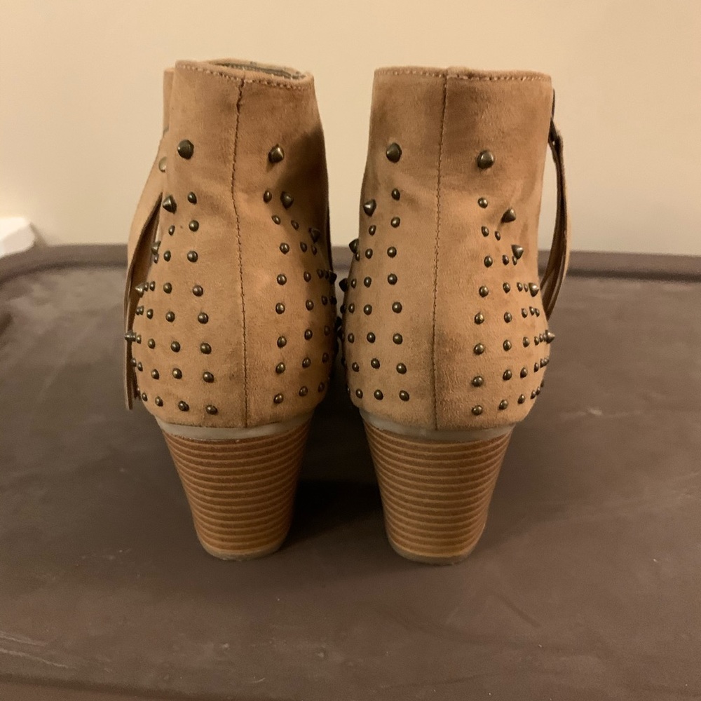 EXPRESS Booties - Picture 3 of 4